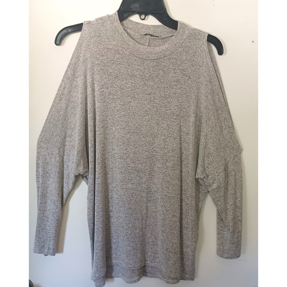 Acemi Cold Shoulder Top Women Size L Grey Marled Lounge Batwing Knit Long Sleeve